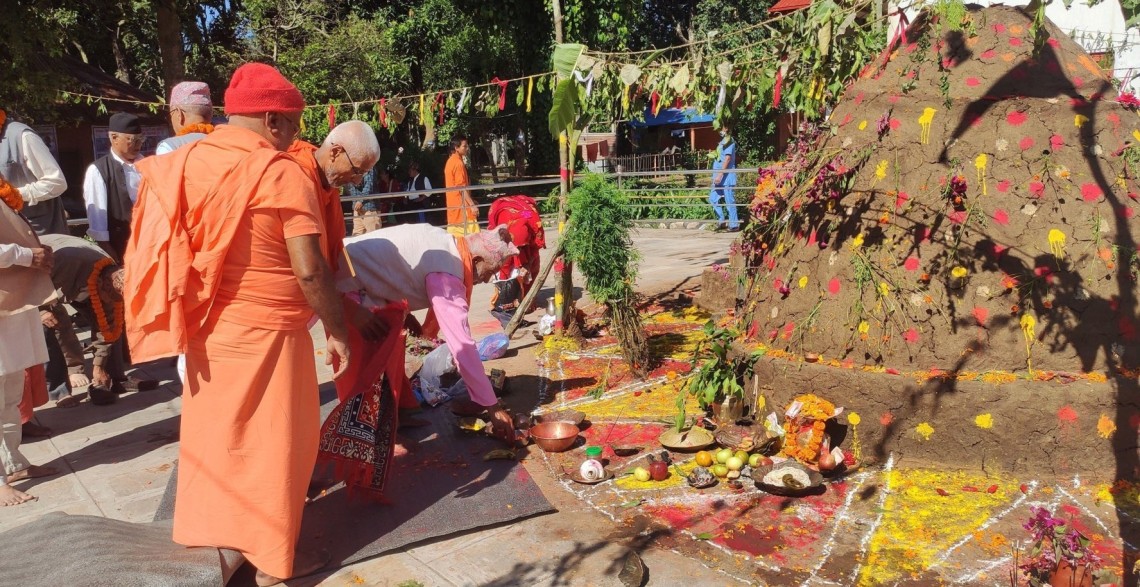 तिहारको चौँथो दिन : आज गोवद्र्धन पूजा